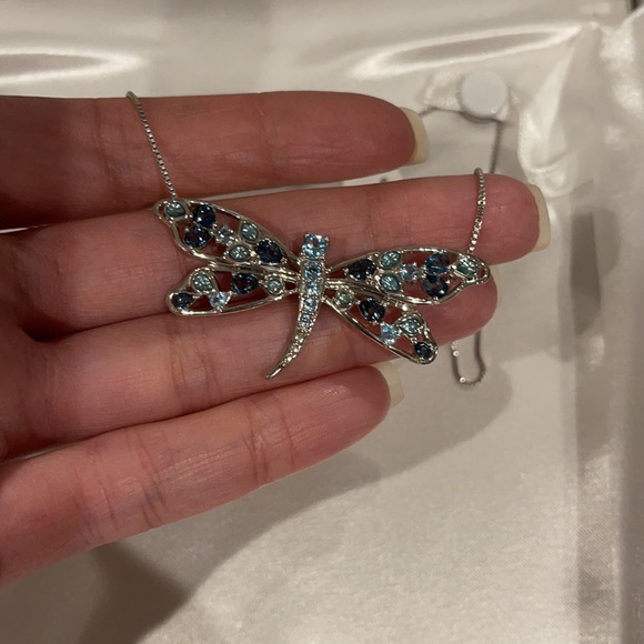 Sterling silver dragonfly necklace - Picture 6 of 11